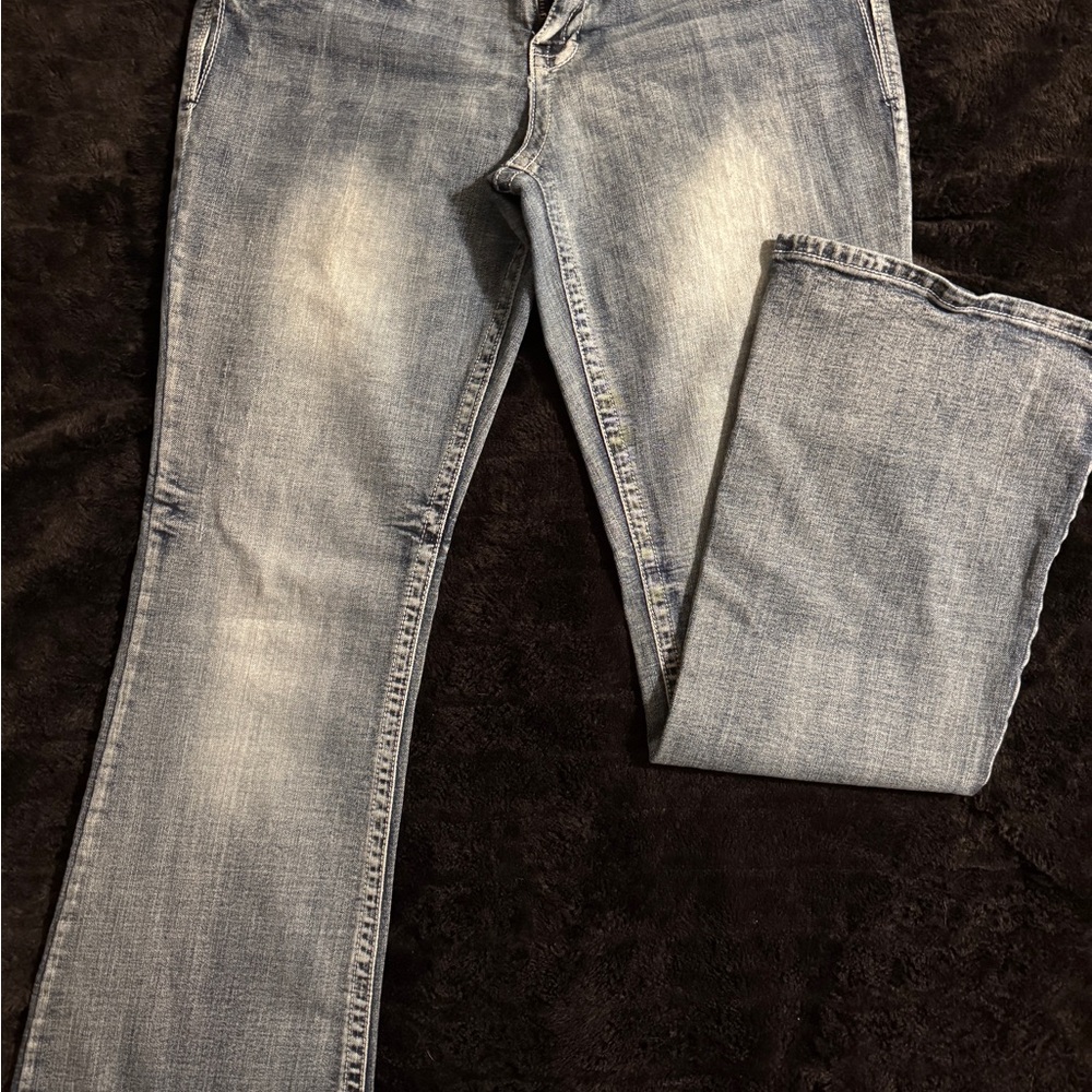 Vanity Original Low Rise Bootcut Jeans – 32W/35L – Medium Wash